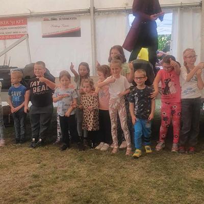 380598676 585225523678507 3766088490271974635 N