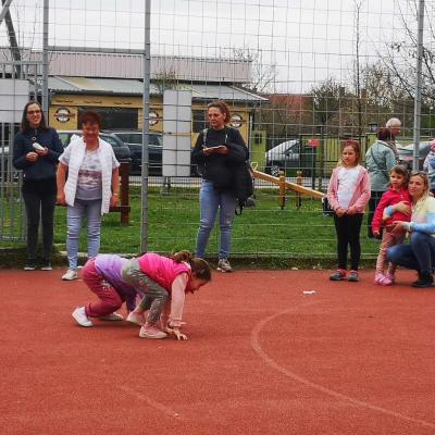 433697810 443469281444557 1338354387929418901 N