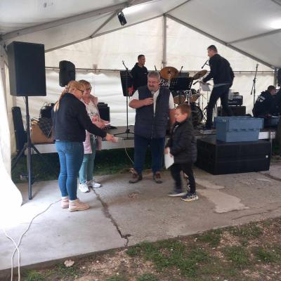 433815421 332657753129834 1013965269479481764 N