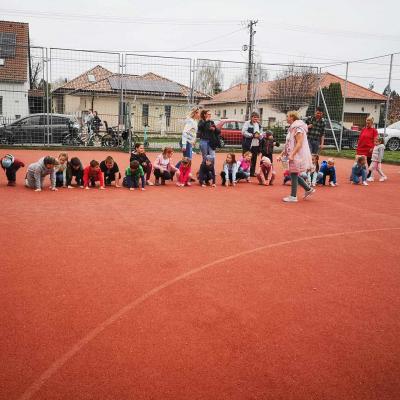 433923796 1418786509000198 1409130794006785516 N