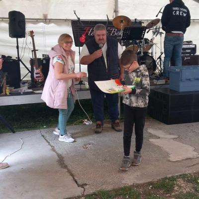 433942235 930724468726960 6995404808024506518 N